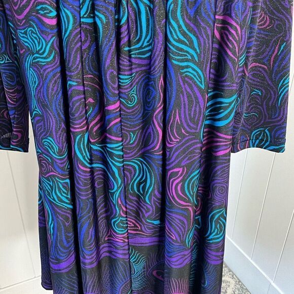 A Touch of Class Clothing Womens L/XL Tunic Top Purple Square Neck 3/4 Sleeves - Picture 3 of 13